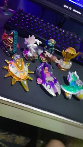 7 miniaturas Skylanders ps3 usados