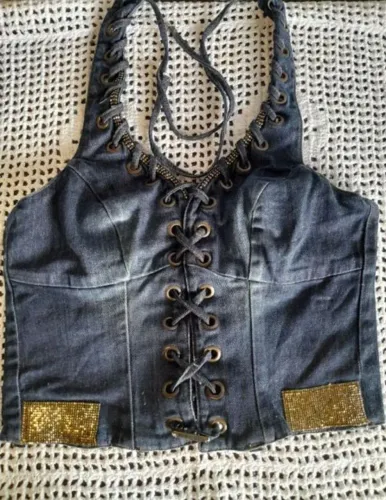 cropped jeans pit bull