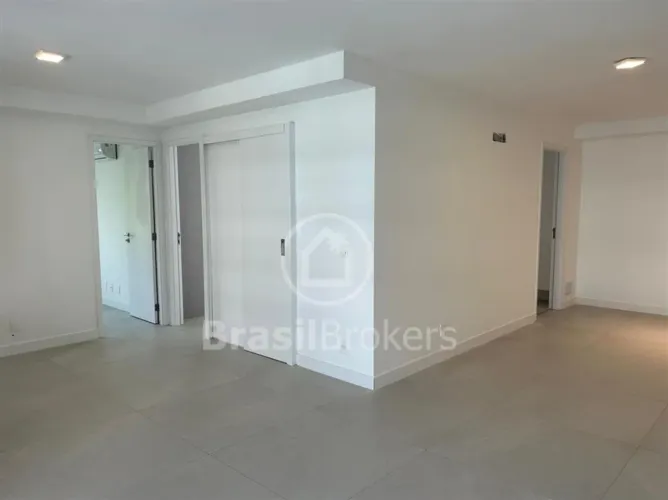 CONDOMINIO DO EDIFICIO BARTOLOMEU MITRE - Apartamento 2 quartos, sendo 1 suíte