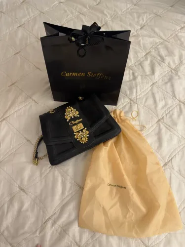 Bolsa carmen steffens preta