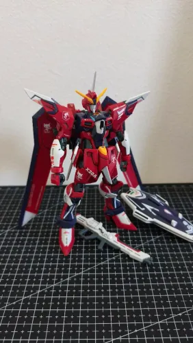 Justice Gundam hg bandai