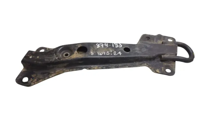 Suporte travessa chassis dianteira direita S10 2.5 2015