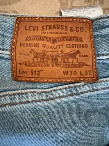 Calça jeans Levis 512 slim taper