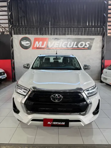 Toyota Hilux CD SRV 4X4 2.8 TDI Diesel Aut. 2024