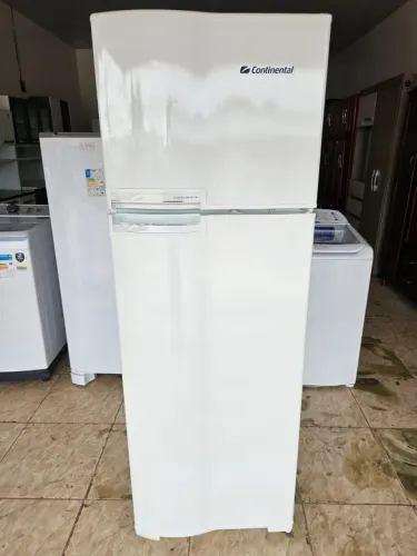 Geladeira usada funcionando perfeitamente 
