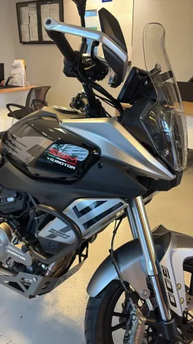 SBM 600T BY QJMOTOR | ZERO KM | CONSULTORA BÁRBARA