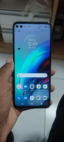 Motorola moto g100
