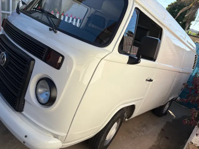 Volkswagen Kombi Furgão 1.4 MI Total Flex 8V 2014