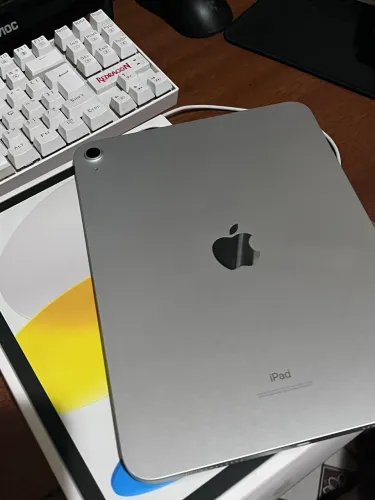 iPad 10ª Geração 64GB Wi-Fi - Excelente Estado