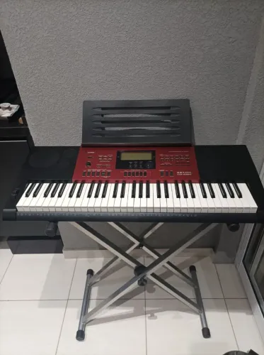 Teclado CASIO CTK-6250 + Suporte em X + Pedal de Sustain JOYO