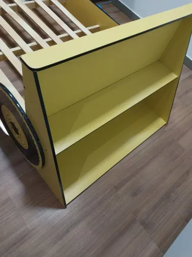 Cama trator amarelo gelius 