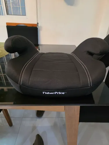Assento de elevação Fisher-Price, modelo Strada.