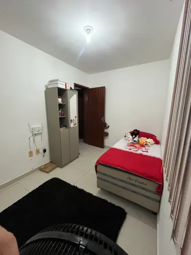 Cama box de solteiro seminova