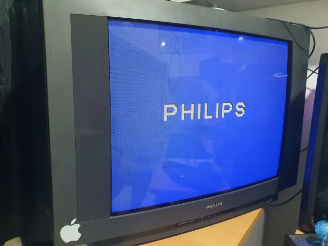 TV de Tubo Philips Sunround