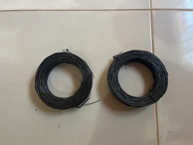 Vende - se 20 kilos arame cozido
