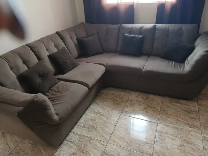 Sofá em L