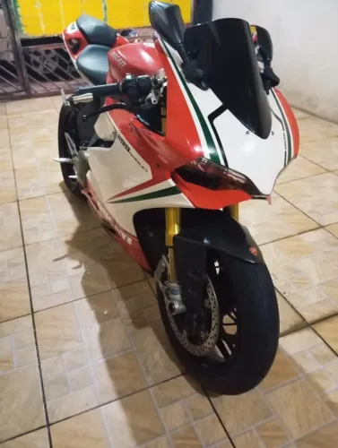 Ducati panigalle tricolore 2012