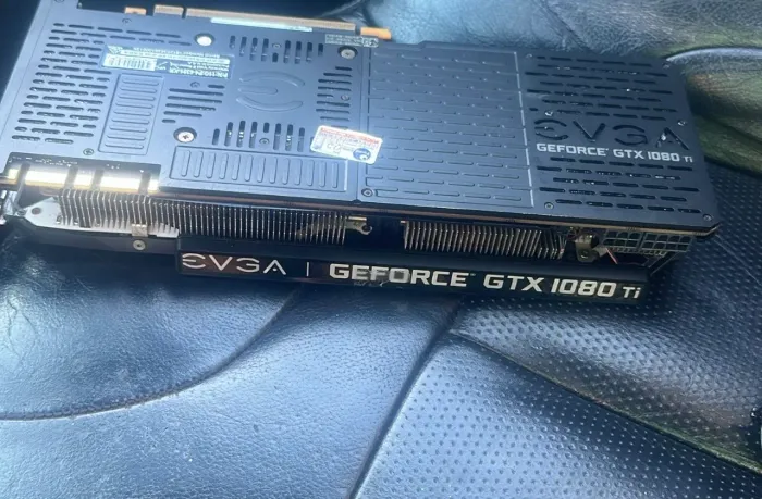 Placa de vídeo GeForce 1080Ti 11GB