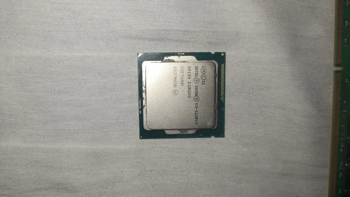 PROCESSADOR INTEL E3-1220V3 3.10GHZ