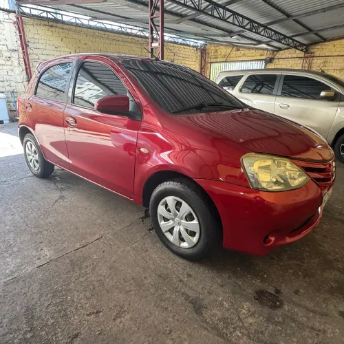 Toyota Etios XS 1.5 Flex 16V 5P Mec. 2016