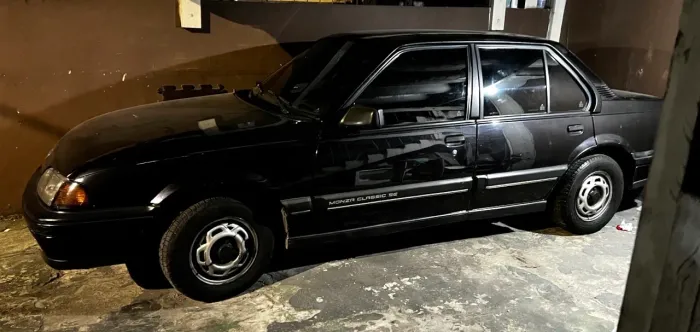 Chevrolet Monza Classic SE 2.0 /mpfi E EFI 2P E 4P 1992