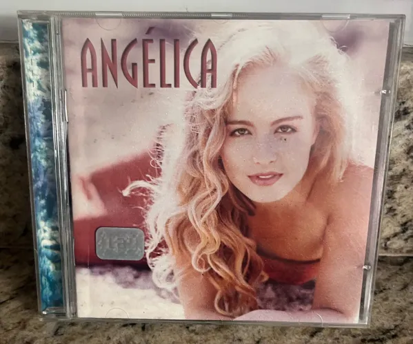 CD Angélica