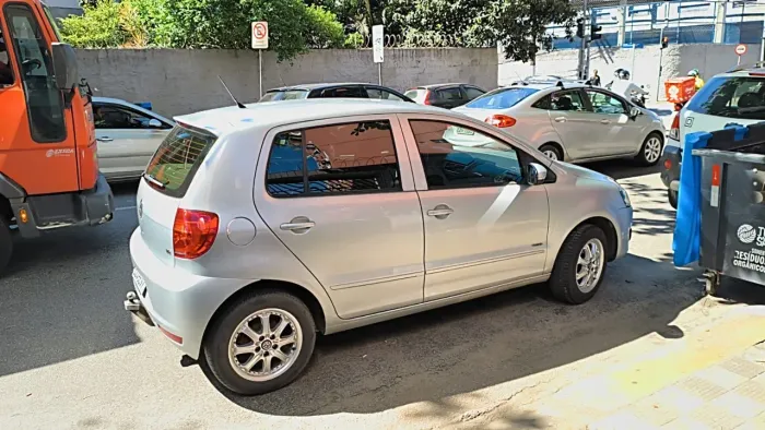 Volkswagen Fox 1.6 MI Total Flex 8V 5P 2012