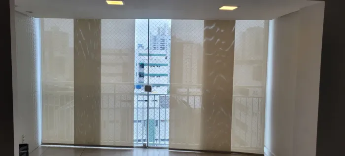 Cortinas Finestra Novinhas: altura 2,35m e largura1m.