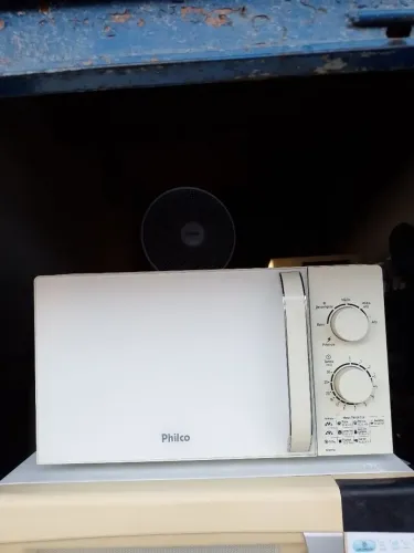 Microondas Philco 21lts semi novo