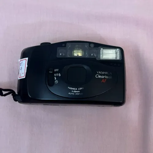 Câmera analógica Yashica Clearlook AF preta - não testada