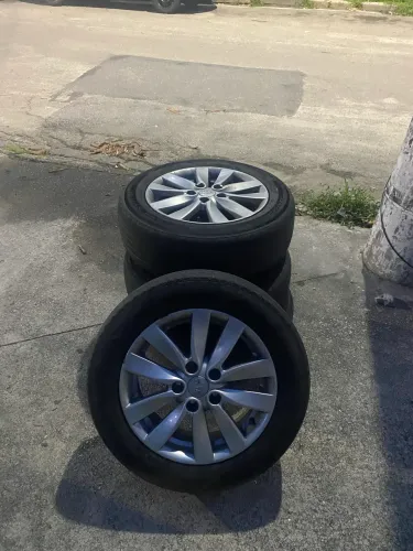 Rodas aro 16 originais kia cerato.