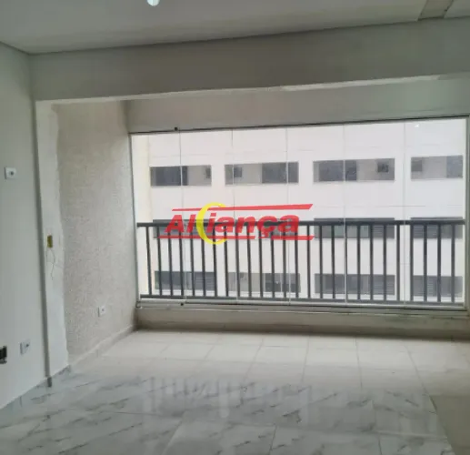 Apartamento novo com suíte e closet em Arujá