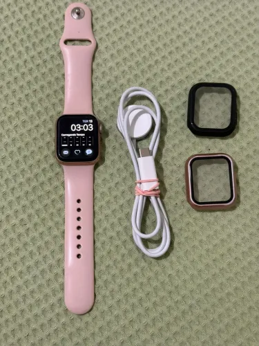 Apple Watch SE Gold Aluminum Pink 40 mm [Modelo A2351] 