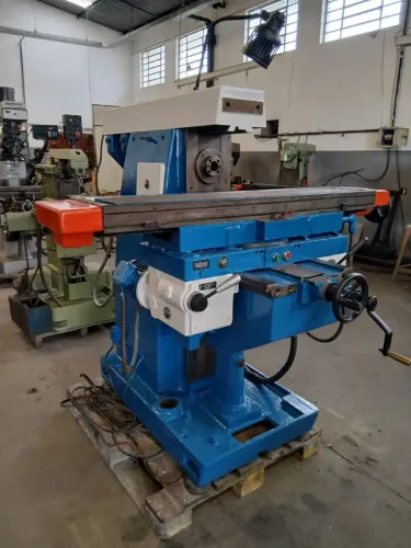 Fresadora Romi U-30