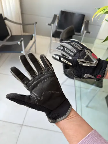 Luva de moto feminina QLINK tamanho P - Muito nova