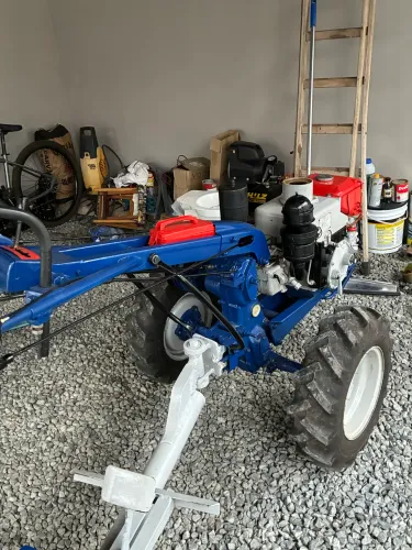 Vendo Micro Trator Tobatta ( Iseki , Yanmar)