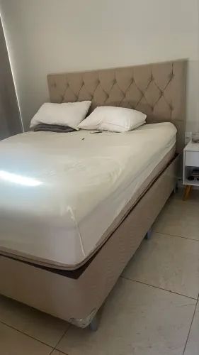 Vendo Box cama queen+cabeceira