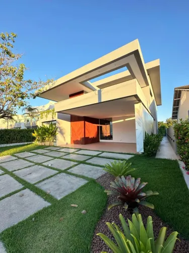 Condomínio San Nicolas com 385 metros quadrados com 4 suítes - Maceió - AL