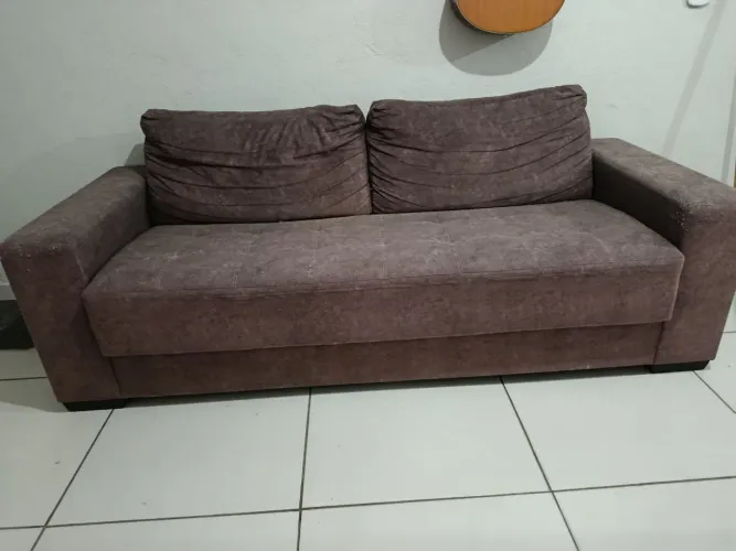 Sofá 3 lugares 