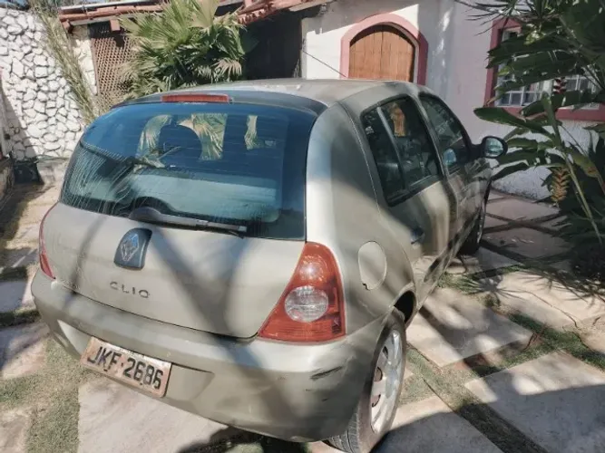 Renault Clio Hi-flex 1.0 16V 5P 2012