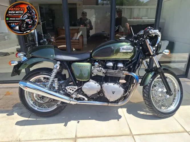 TRIUMPH THRUXTON 900 CC (2015)