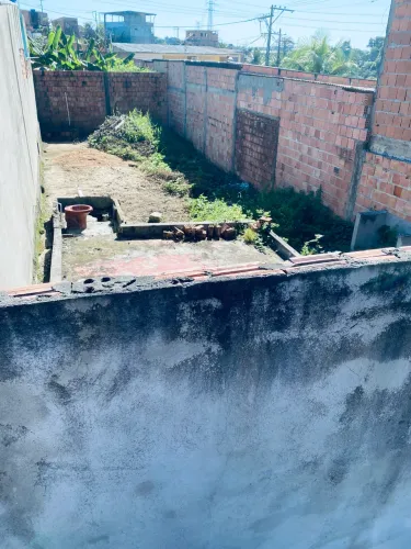 Terreno plano , todo murado , no meu nome 2 documentos , água no meu nome