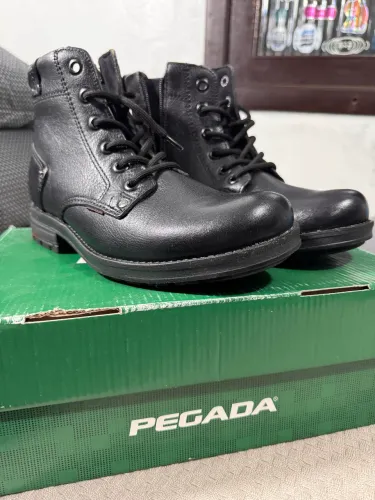 Bota Pegada Masculina 39