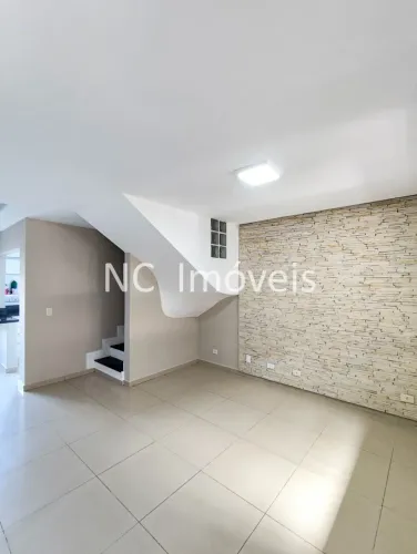 Lindo sobrado todo com armários e vista maravilhosa!!!