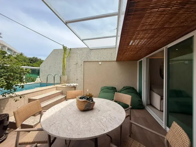Duplex para venda possui 145 metros quadrados com 2 quartos em Ondina - Salvador - BA