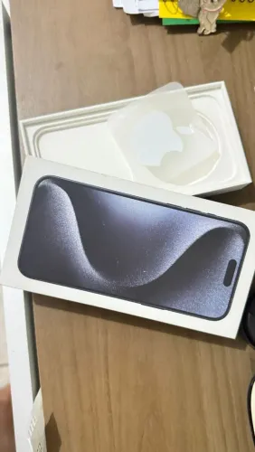 Caixa de iPhone 15 Pro Max