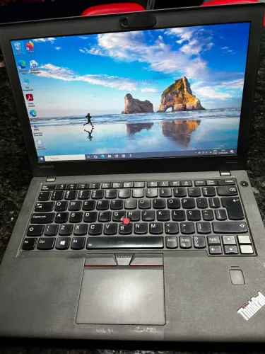 ? Notebook Lenovo i7 8GB - Ótimo Estado