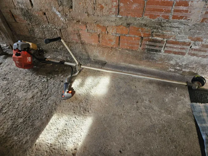 Roçadeira Gasolina Lateral