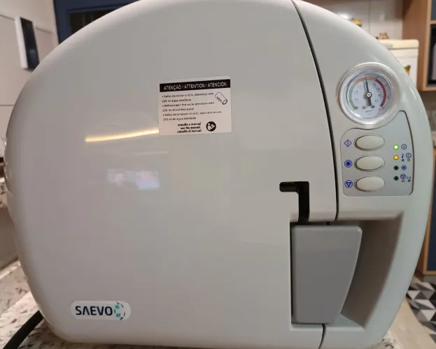 Autoclave Saevo, 12L, semi-nova, 6 meses de garantia 