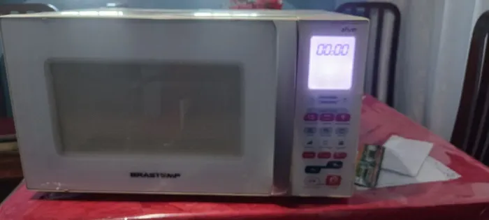 micro ondas brastemp activer de 30 litros unico dono funcionando tudo ele tem dourador 